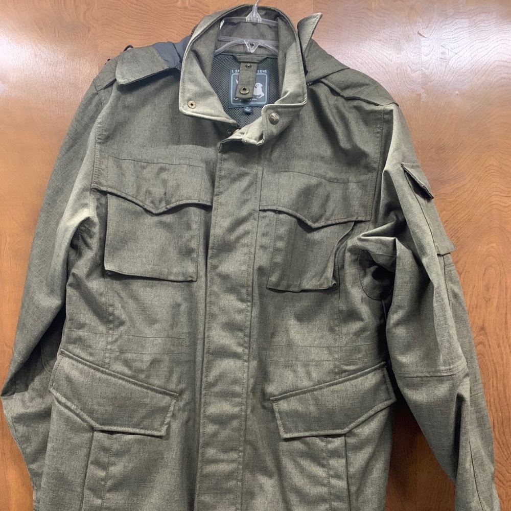 Water repellent jacket with hood